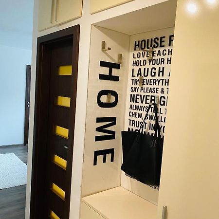 טימישוארה City Center Apartment מראה חיצוני תמונה
